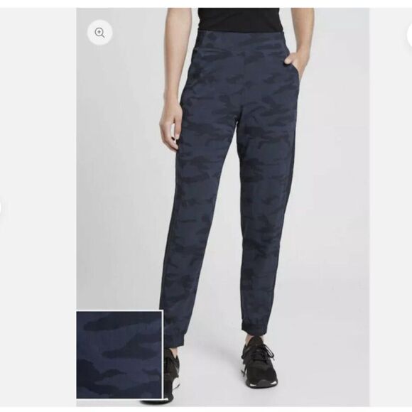 ATHLETA Brooklyn Textured Jogger Blue Camo Size 0 - Picture 3 of 8
